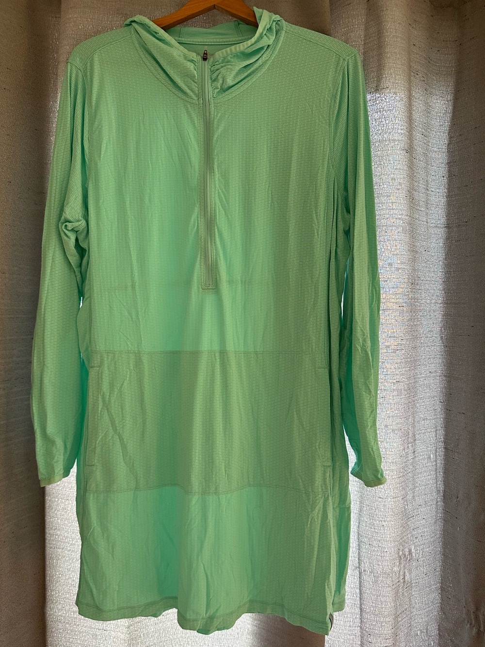 L.L. Bean Mint Green Hooded sand beach Swim Cover-Up tunic 💚🩵